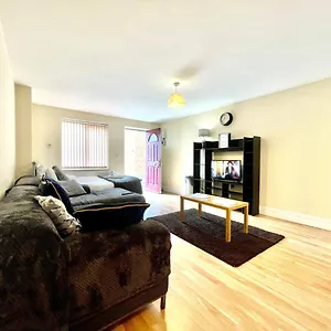Lt Ground Floor 3 Apartment